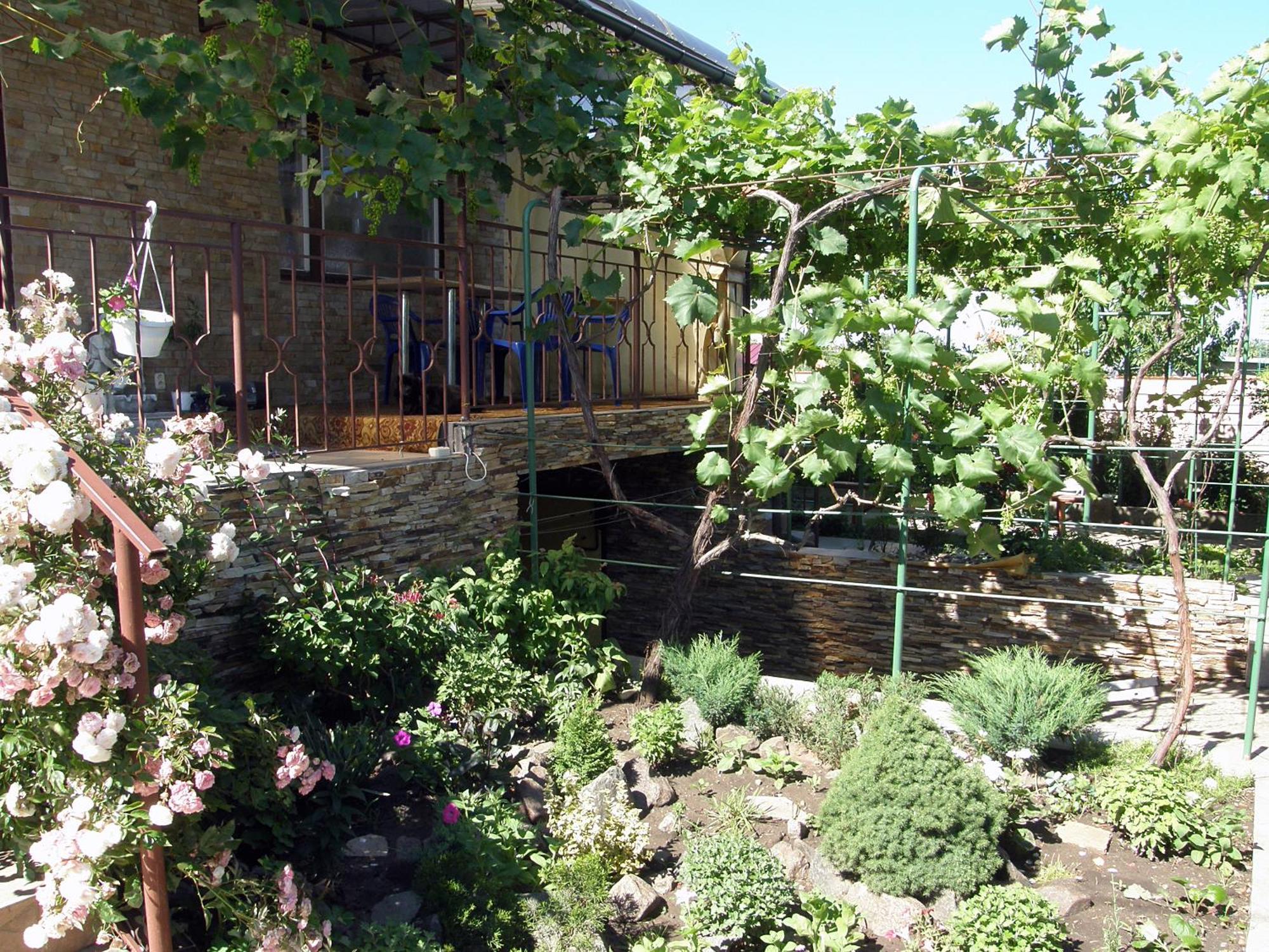 Guest House Kamenny Dom Karolino-Buhaz Extérieur photo