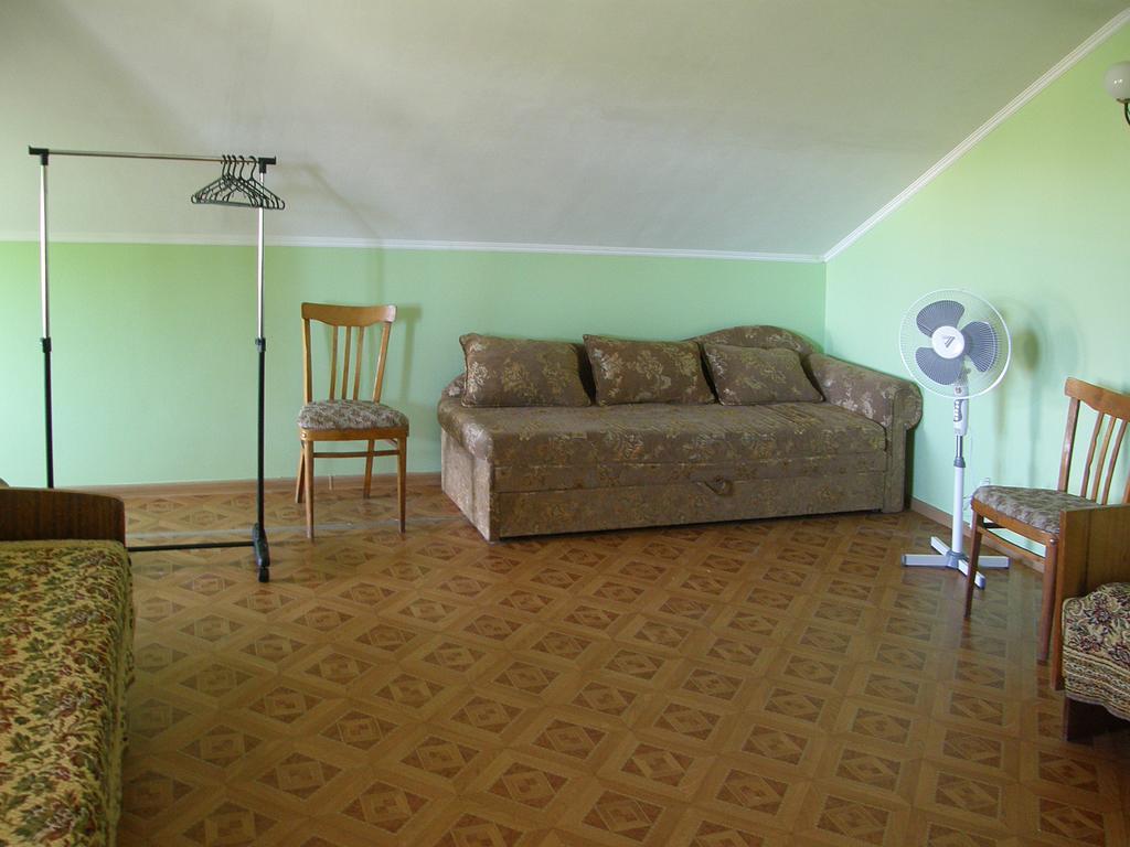 Guest House Kamenny Dom Karolino-Buhaz Chambre photo