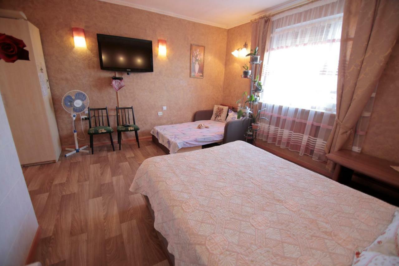 Guest House Kamenny Dom Karolino-Buhaz Extérieur photo